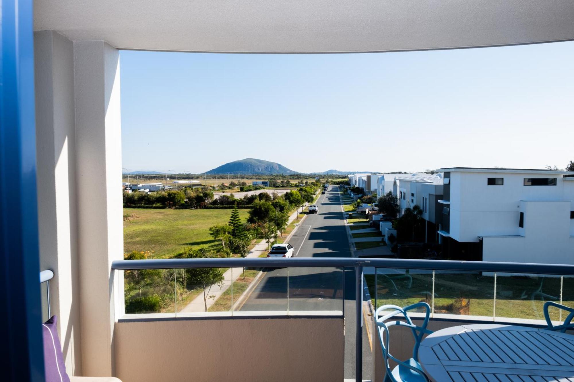 Aparthotel Salerno On The Beach à Marcoola Extérieur photo